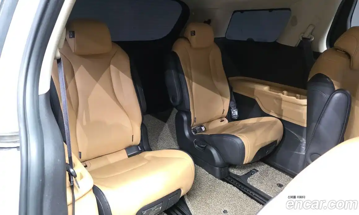 Kia Canival 2022 3.5 Автомат в Москве № 133158, фото 12