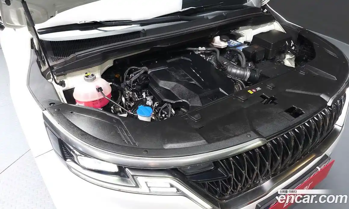 Kia Canival 2022 3.5 Автомат в Москве № 133158, фото 3