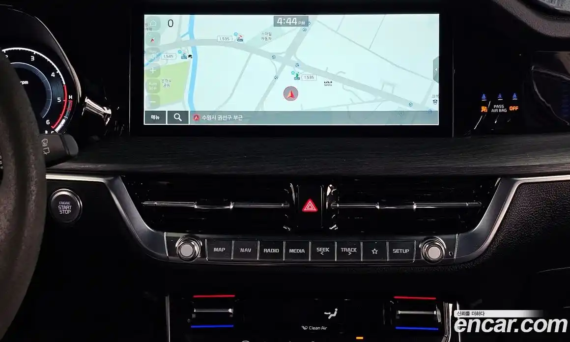 Kia Mohave 2022 3.0 Автомат в Москве № 133189, фото 14