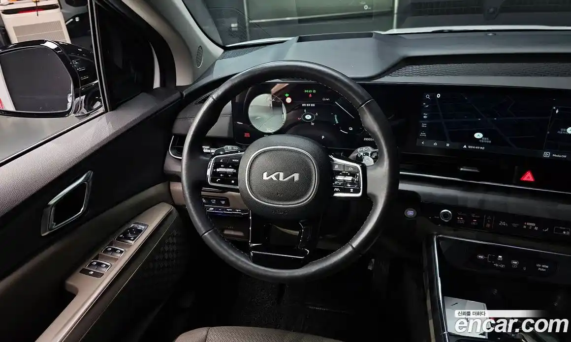 Kia Canival 2024 1.6 Автомат в Москве № 133577, фото 13