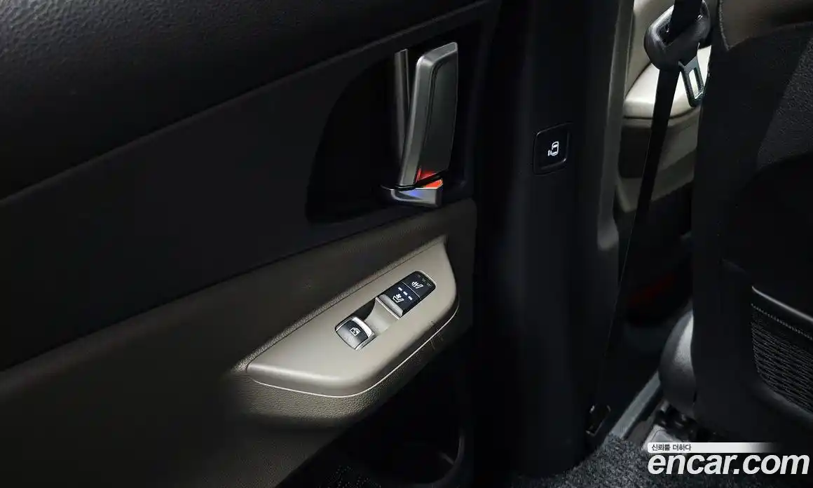 Kia Canival 2024 1.6 Автомат в Москве № 133577, фото 17