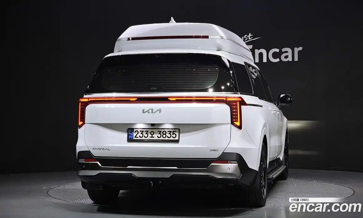 Kia Canival 2024 1.6 Автомат в Москве № 133577, фото 4