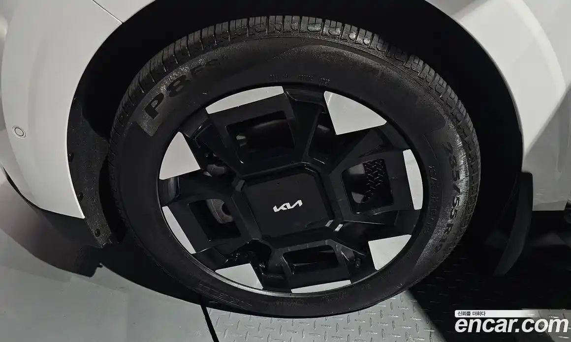 Kia Canival 2024 1.6 Автомат в Москве № 133577, фото 5