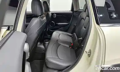 Mini Cooper 2019 2.0 Автомат в Москве № 134584, миниатюра 4