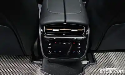 Mercedes-Benz EQE 2023 0.3 Автомат в Москве № 137956, миниатюра 11