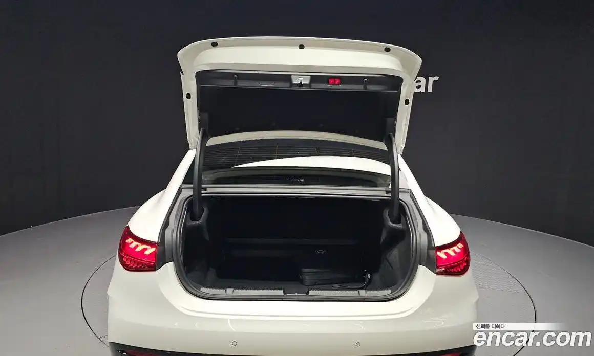 Mercedes-Benz EQE 2023 0.3 Автомат в Москве № 137956, фото 5