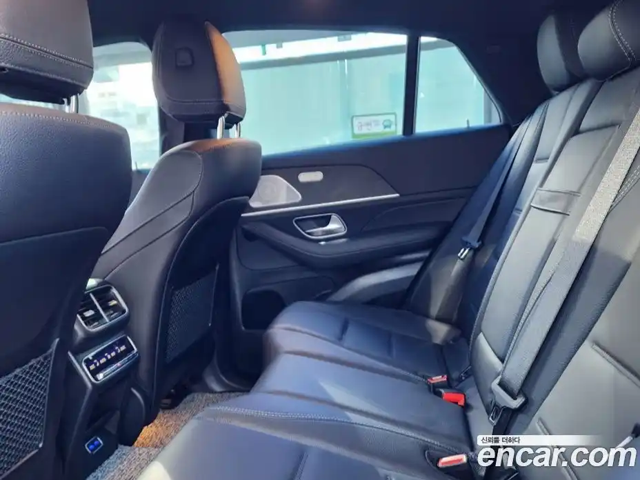 Mercedes-Benz GLE-Class 2023 3.0 Автомат в Москве № 138127, фото 8
