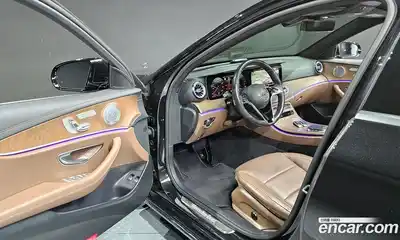 Mercedes-Benz E-Class 2021 2.0 Автомат в Москве № 139992, миниатюра 12