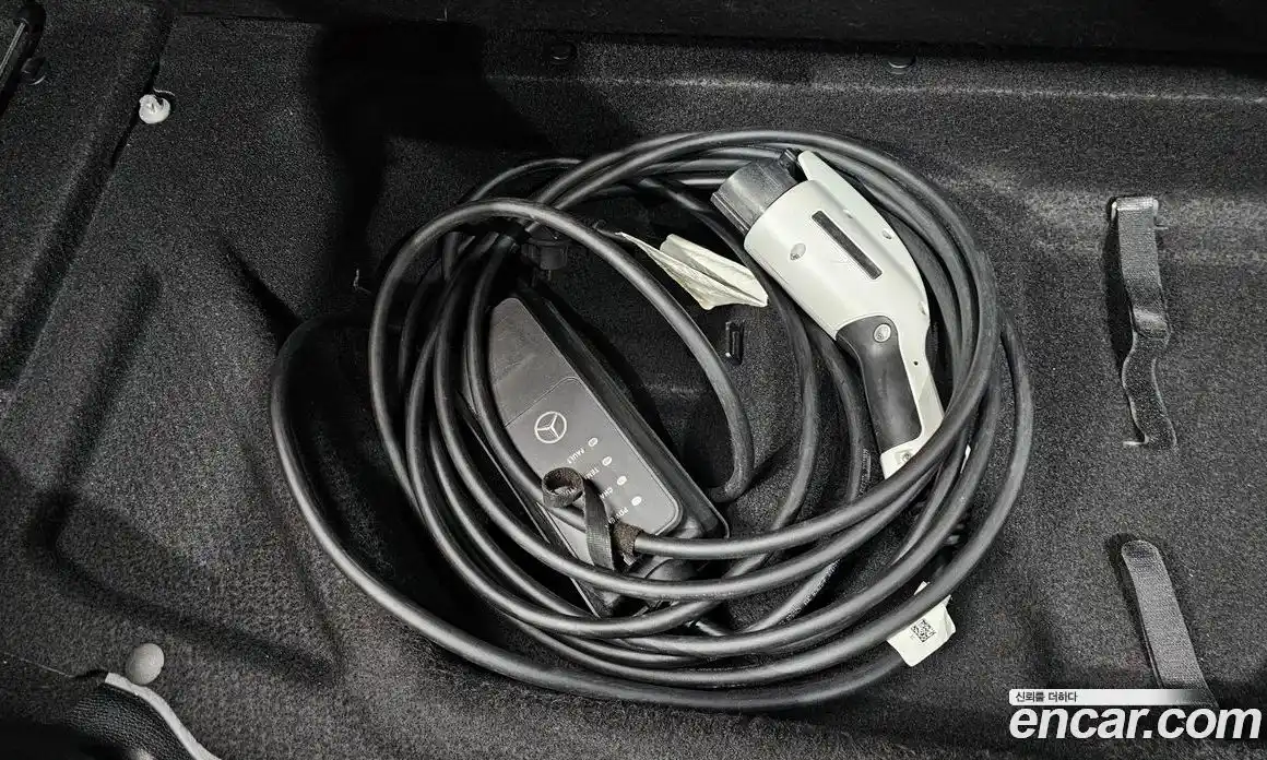 Mercedes-Benz E-Class 2021 2.0 Автомат в Москве № 139992, фото 3