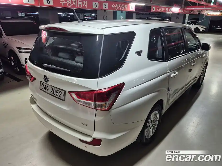 SsangYong Korando 2015 2.0 Автомат в Москве № 147383, фото 4