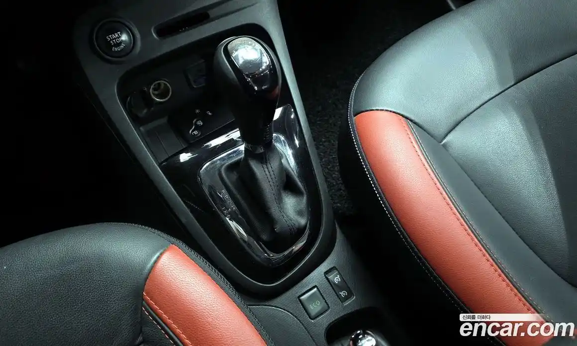 Renault QM3 2015 1.5 Автомат в Москве № 148540, фото 11