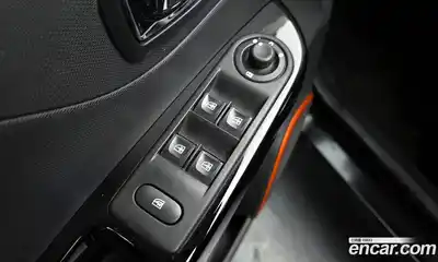 Renault QM3 2015 1.5 Автомат в Москве № 148540, миниатюра 12