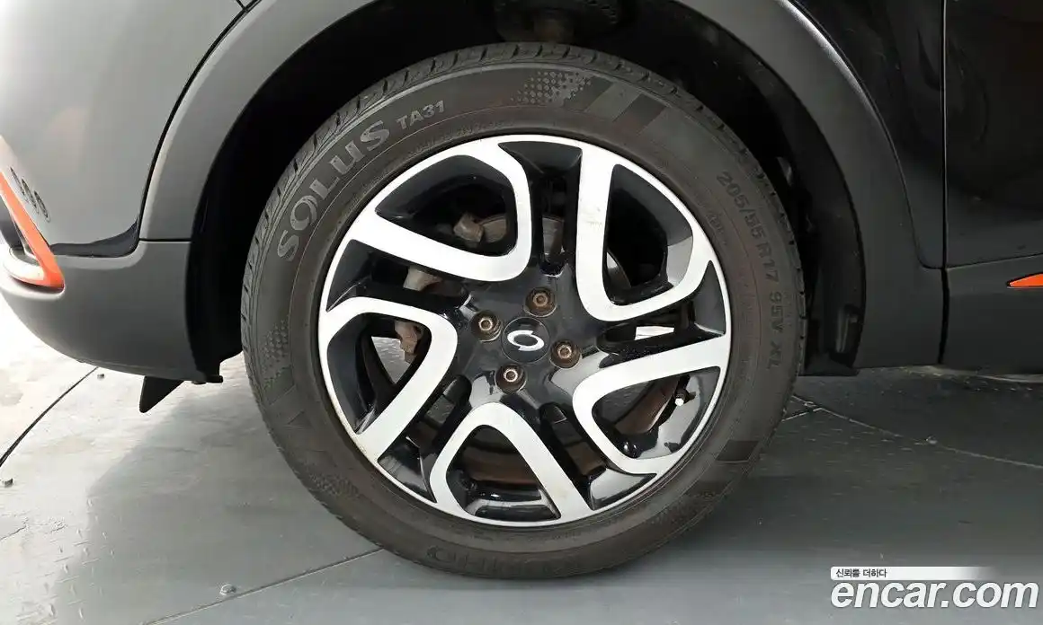 Renault QM3 2015 1.5 Автомат в Москве № 148540, фото 14