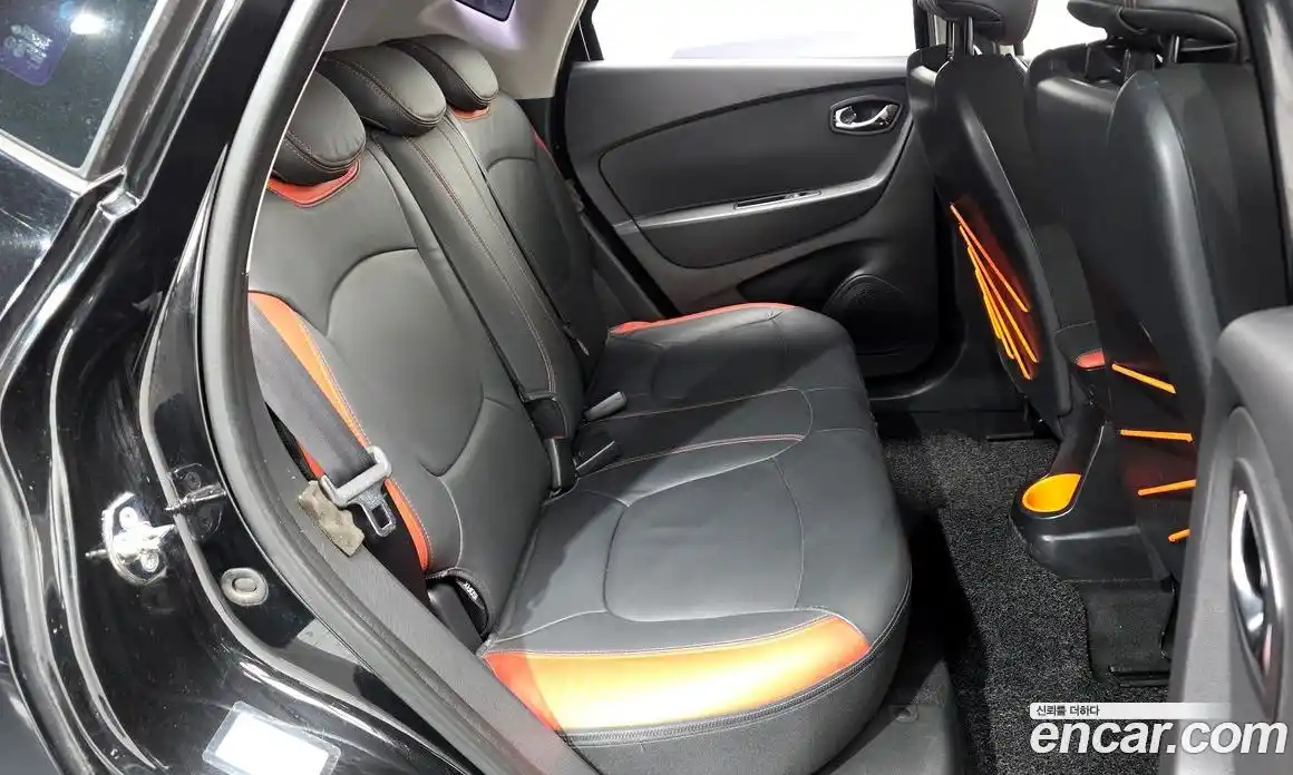 Renault QM3 2015 1.5 Автомат в Москве № 148540, фото 18