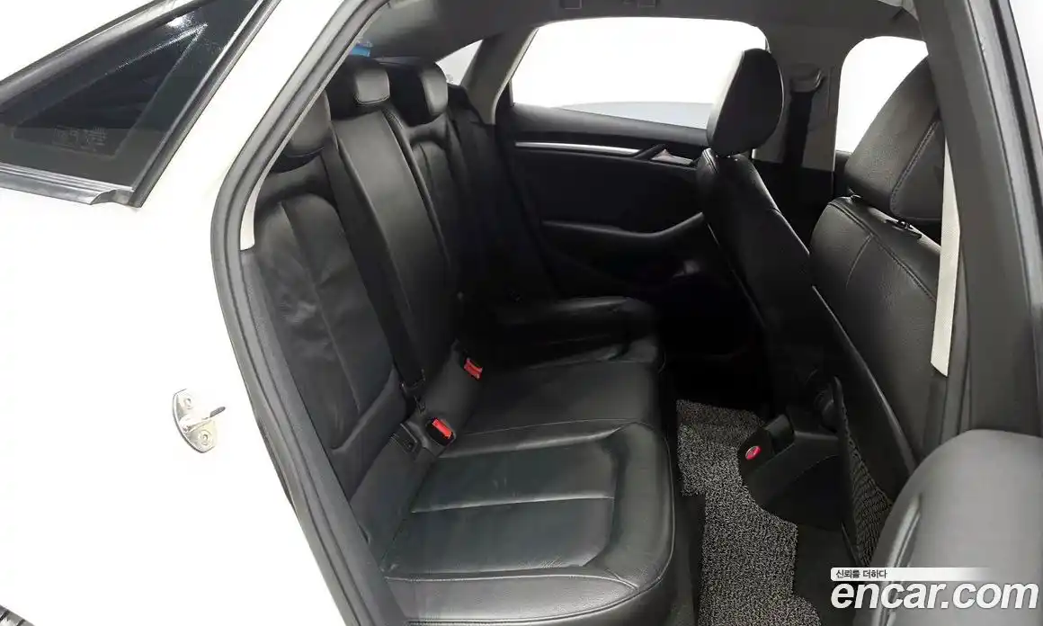 Audi A3 2015 1.6 Автомат в Москве № 149855, фото 5