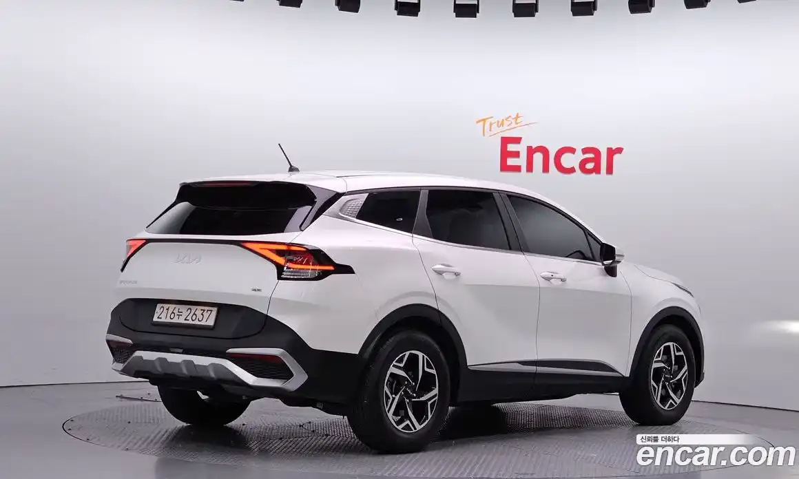 Kia Sportage 2022 2.0 Автомат в Москве № 15797, фото 2