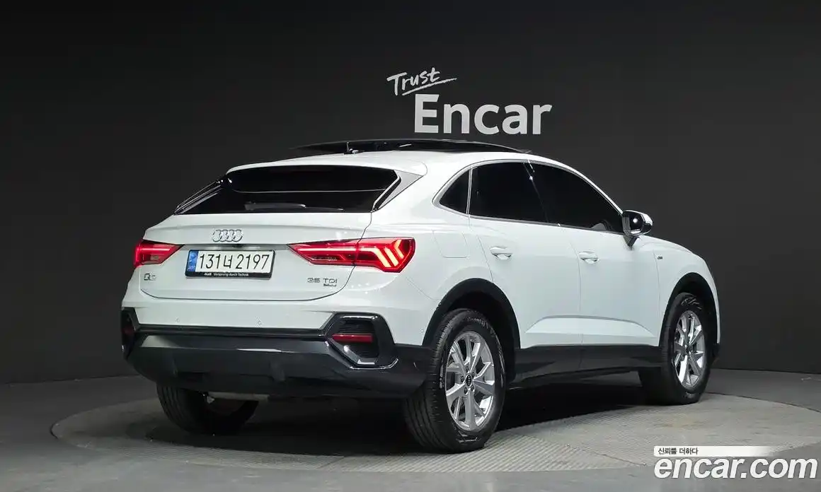 Audi Q3 2023 2.0 Автомат в Москве № 158102, фото 14