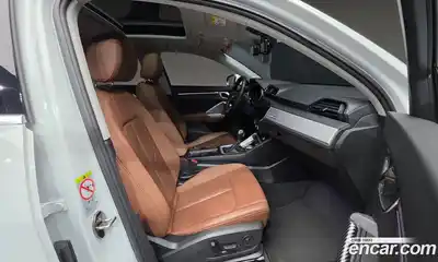 Audi Q3 2023 2.0 Автомат в Москве № 158102, миниатюра 9