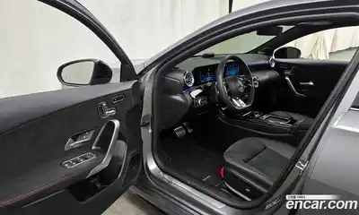 Mercedes-Benz A-Class 2025 2.0 Автомат в Москве № 159993, миниатюра 11