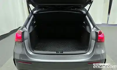 Mercedes-Benz A-Class 2025 2.0 Автомат в Москве № 159993, миниатюра 7