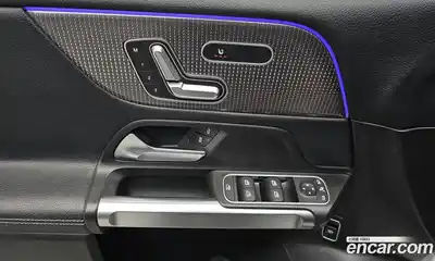 Mercedes-Benz GLB-Class 2020 2.0 Автомат в Москве № 160896, миниатюра 11