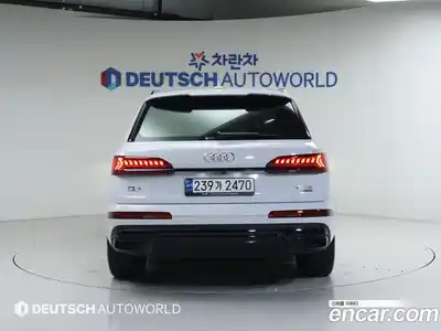 Audi Q7 2023 3.0 Автомат в Москве № 162878, миниатюра 4