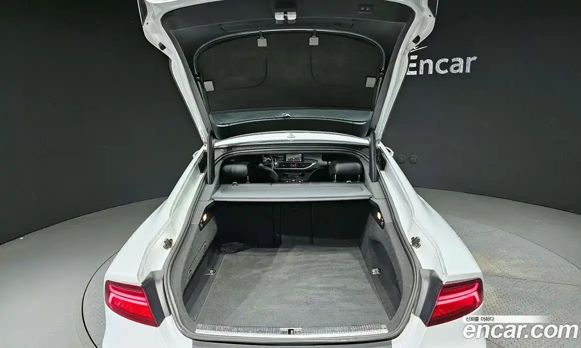 Audi A7 2016 2.0 Автомат в Москве № 163617, фото 20