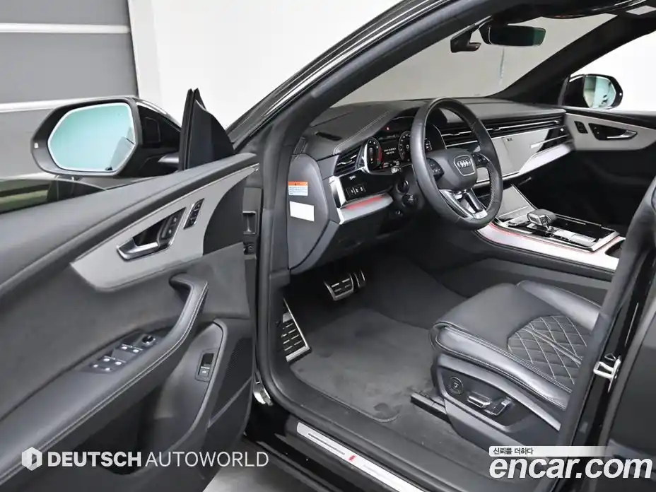 Audi Q8 2023 3.0 Автомат в Москве № 163992, фото 11