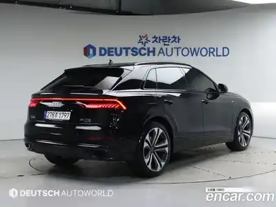 Audi Q8 2023 3.0 Автомат в Москве № 163992, миниатюра 2