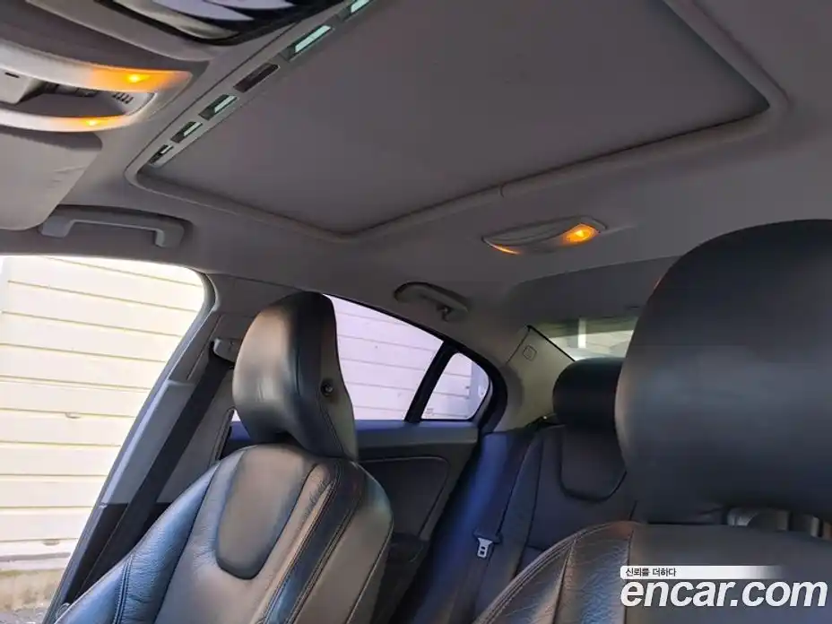 Volvo S60 2011 2.5 Автомат в Москве № 164877, фото 13