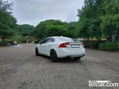 Volvo S60 2011 2.5 Автомат в Москве № 164877, миниатюра 2