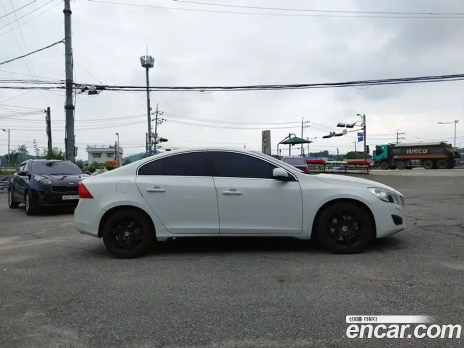 Volvo S60 2011 2.5 Автомат в Москве № 164877, фото 5