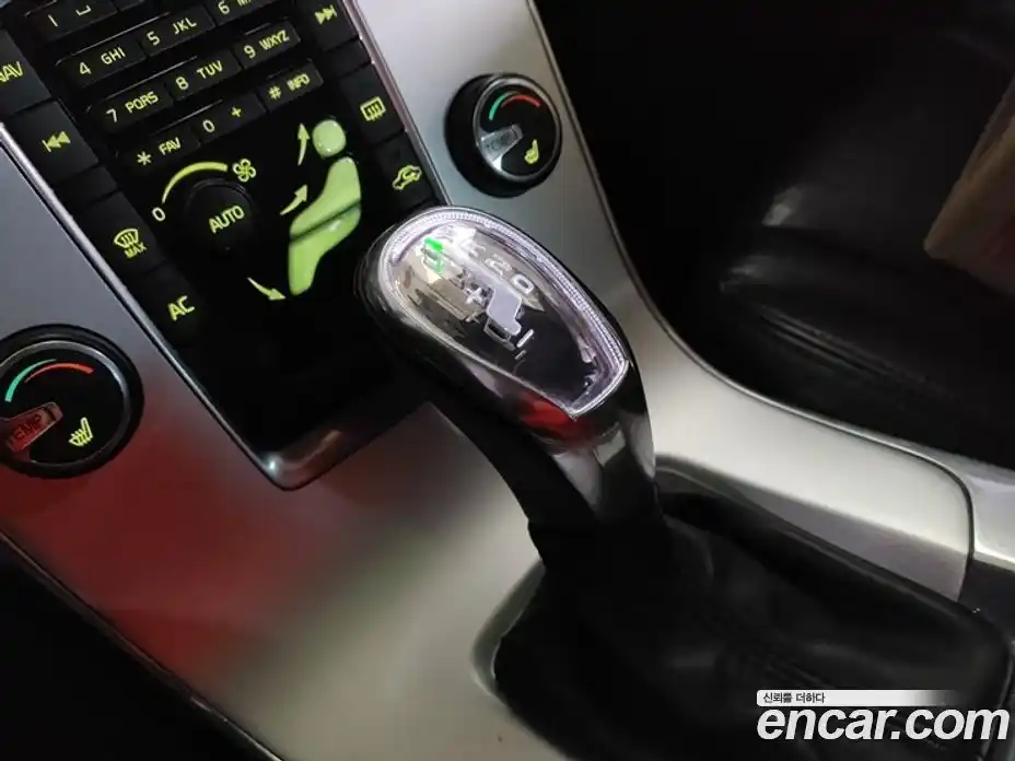 Volvo S60 2011 2.5 Автомат в Москве № 164877, фото 9