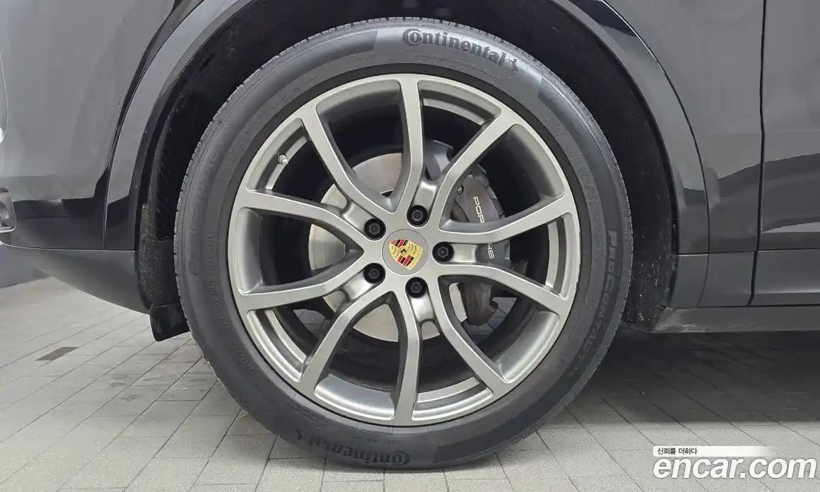 Porsche Cayenne 2022 3.0 Автомат в Москве № 165287, фото 4