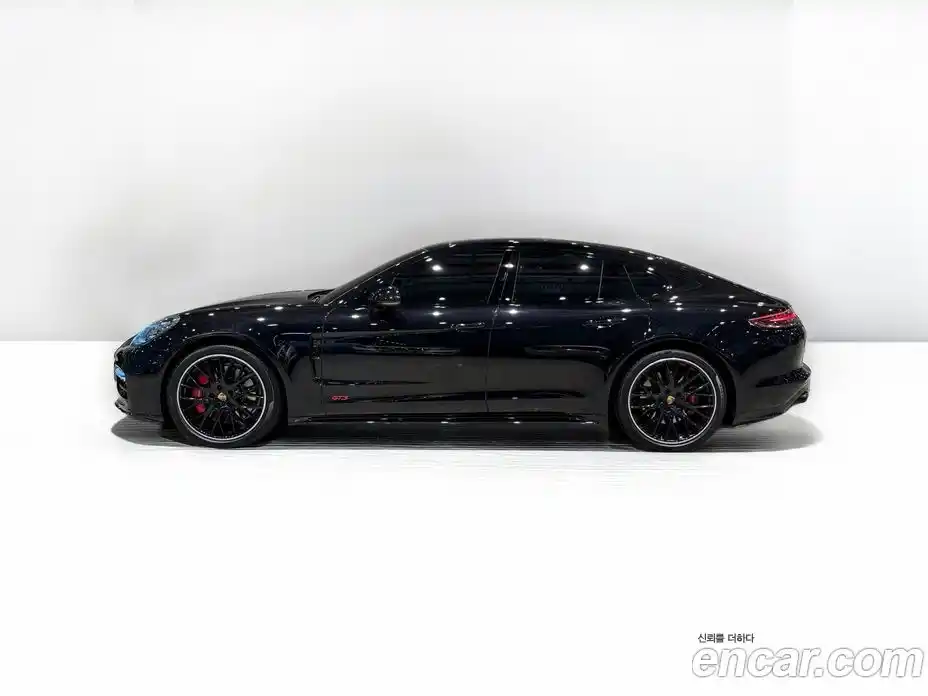 Porsche Panamera 2020 4.0 Автомат в Москве № 165843, фото 1