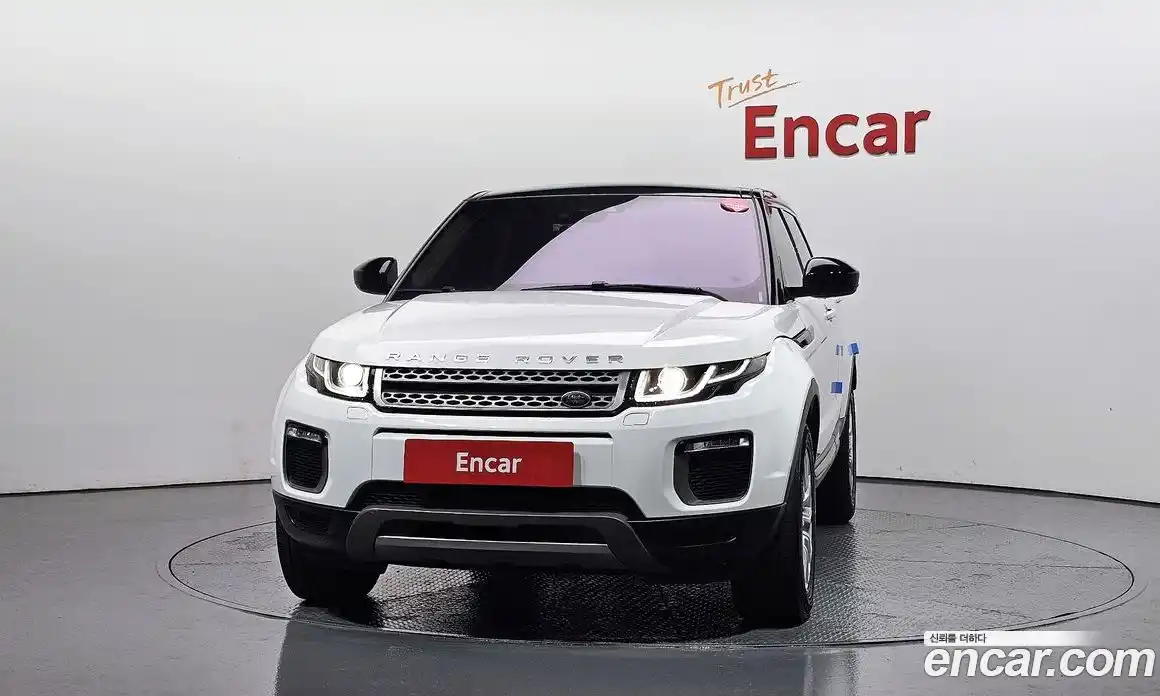 Land Rover Range-Rover Evoque 2017 2.0 Автомат в Москве № 166146, фото 5