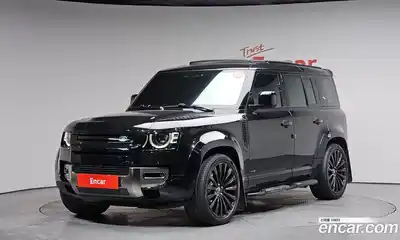 Land Rover Defender, 2023
