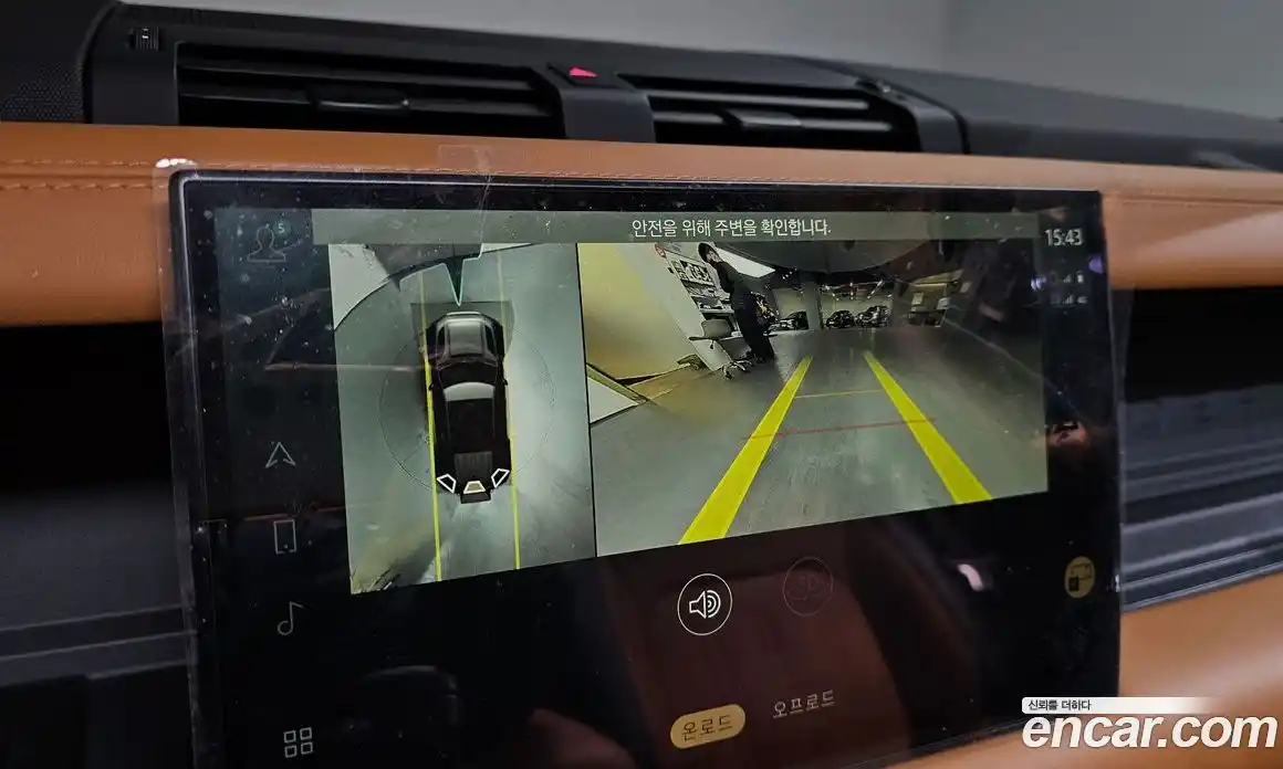 Land Rover Defender 2023 3.0 Автомат в Москве № 166198, фото 15