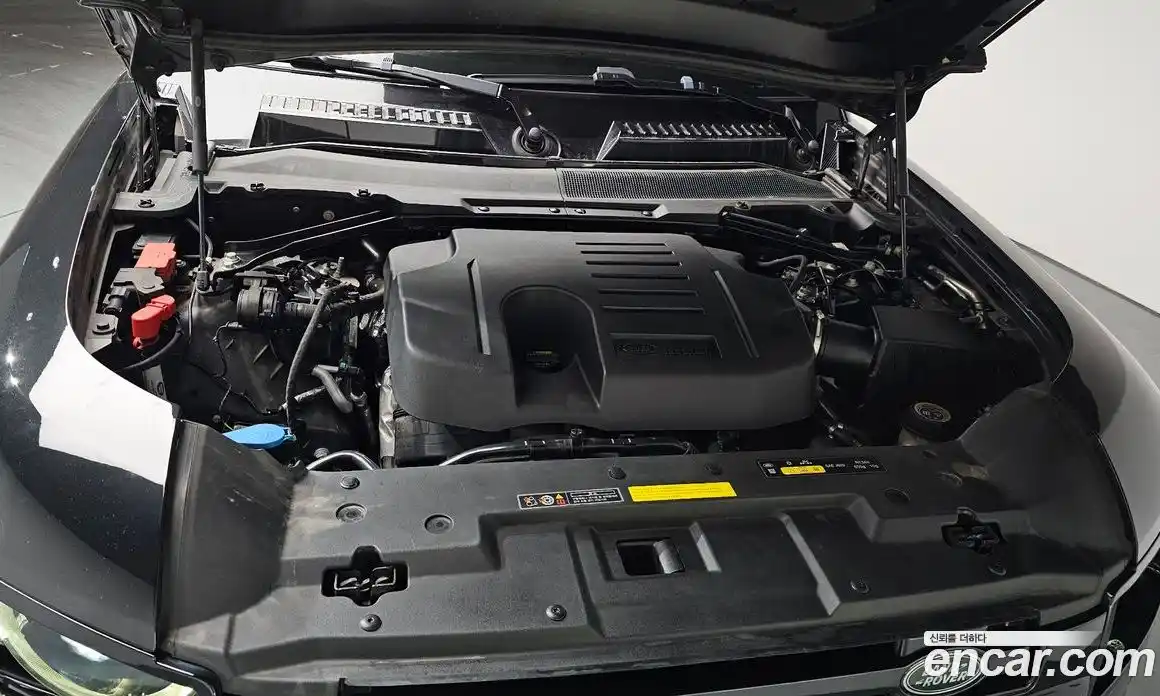 Land Rover Defender 2023 3.0 Автомат в Москве № 166198, фото 6