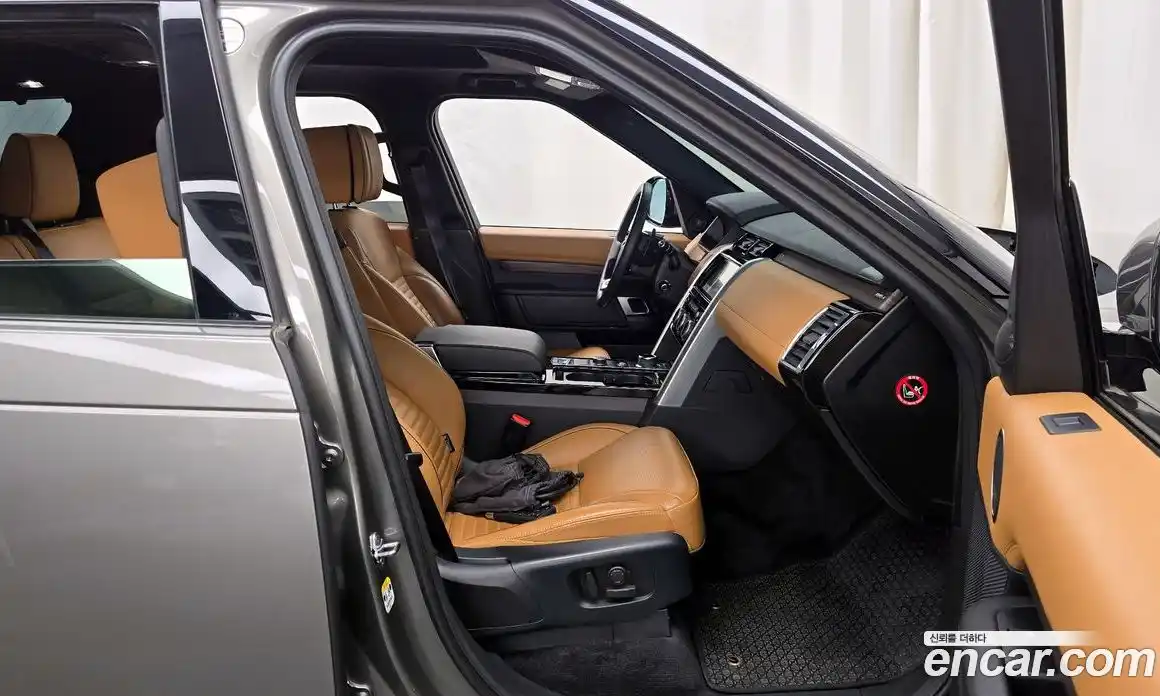 Land Rover Discovery 2019 3.0 Автомат в Москве № 166332, фото 13