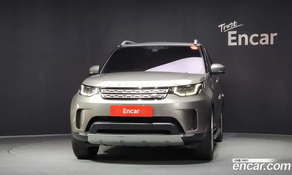 Land Rover Discovery 2019 3.0 Автомат в Москве № 166332, фото 16