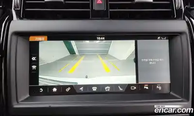 Land Rover Discovery 2019 2.0 Автомат в Москве № 166506, миниатюра 2