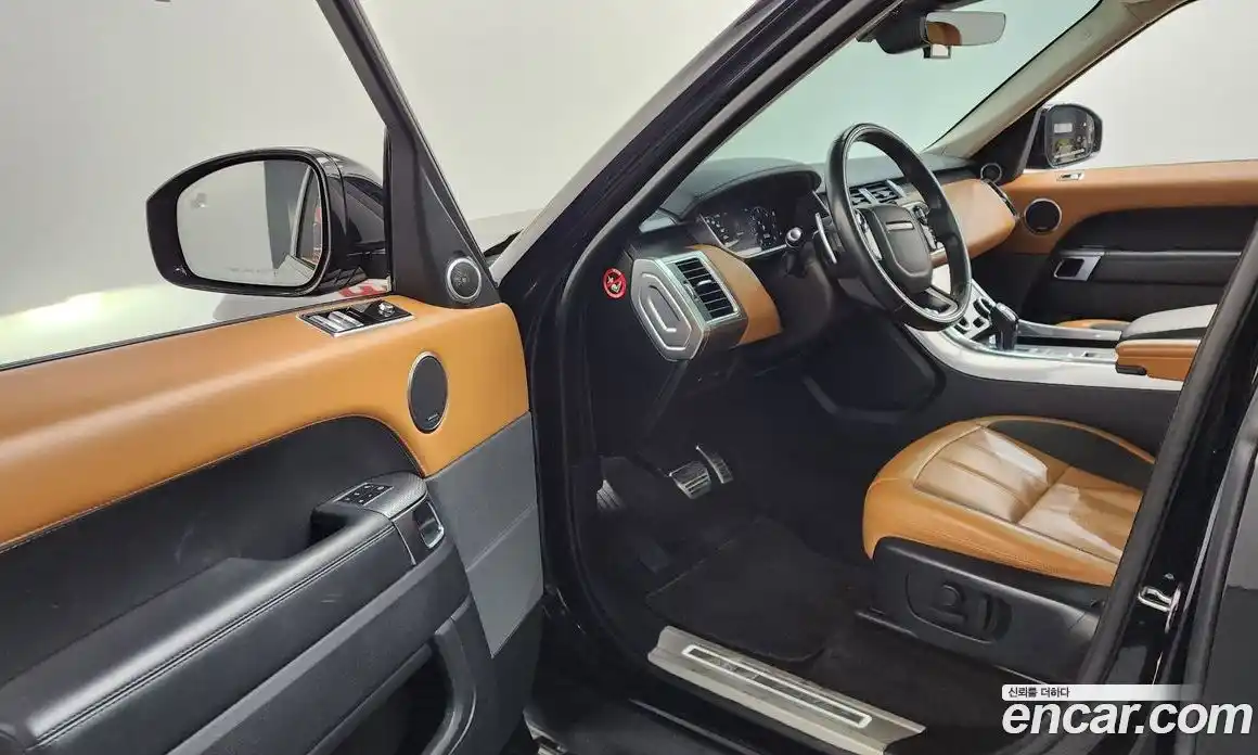 Land Rover Range-Rover Sport 2019 3.0 Автомат в Москве № 166604, фото 10