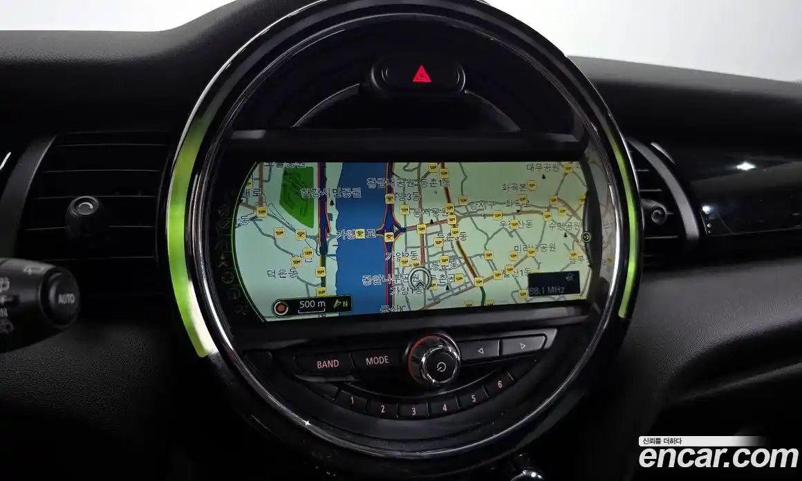 Mini Cooper 2015 1.5 Автомат в Москве № 167125, фото 14