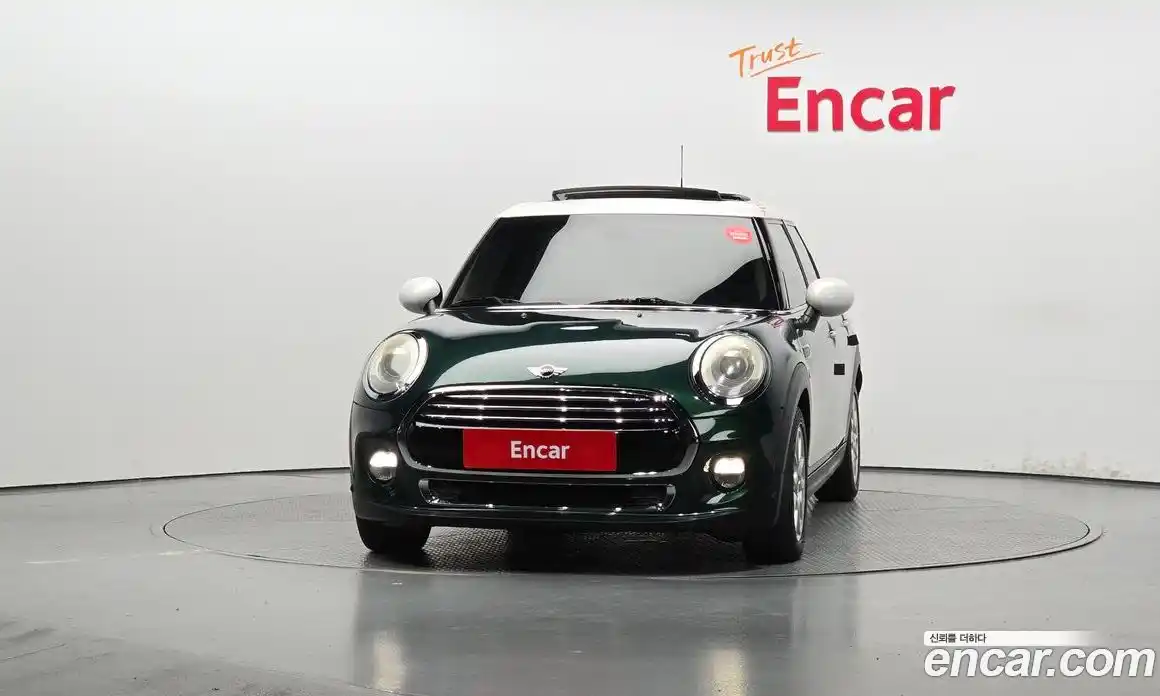 Mini Cooper 2015 1.5 Автомат в Москве № 167125, фото 3