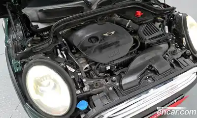 Mini Cooper 2015 1.5 Автомат в Москве № 167125, миниатюра 6