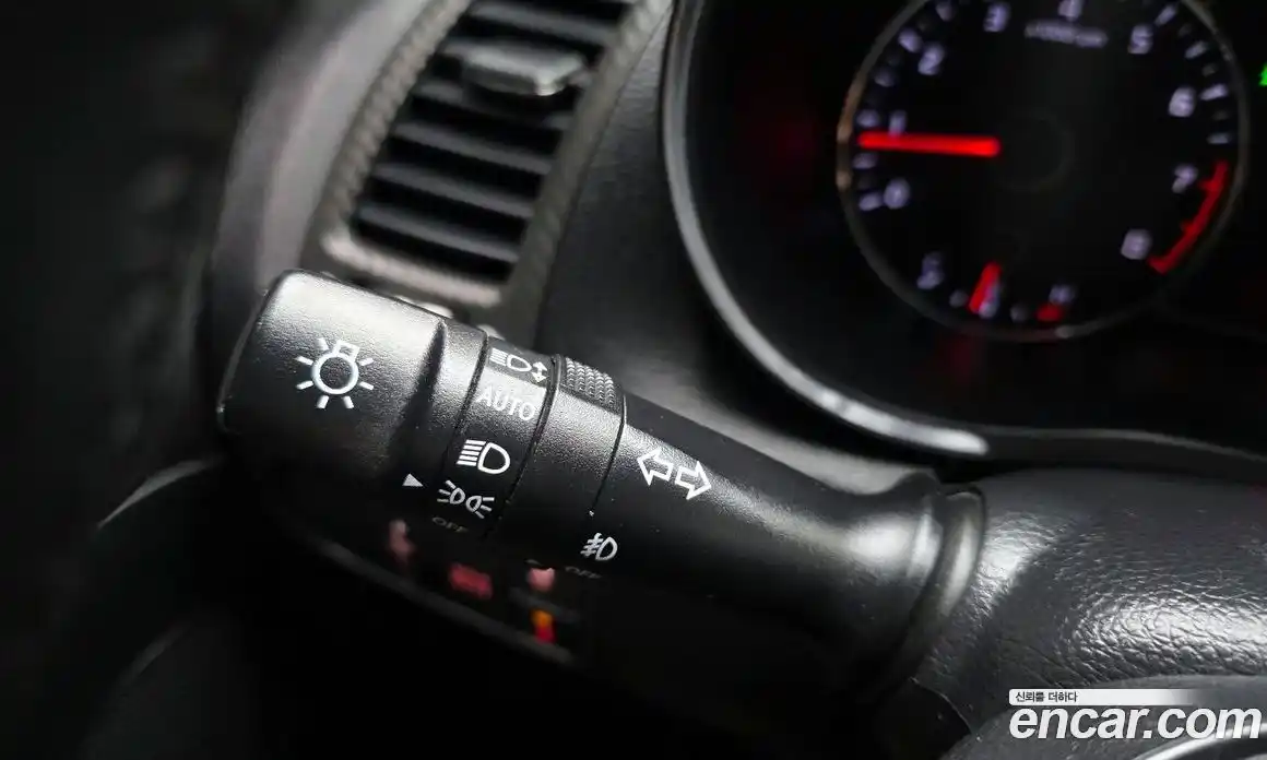 Kia K3 2013 1.6 Автомат в Москве № 16721, фото 8