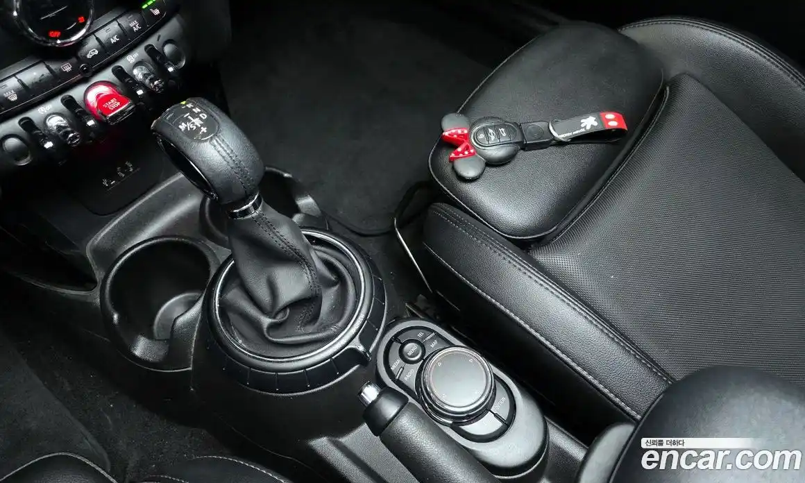 Mini Cooper 2017 1.5 Автомат в Москве № 167233, фото 18