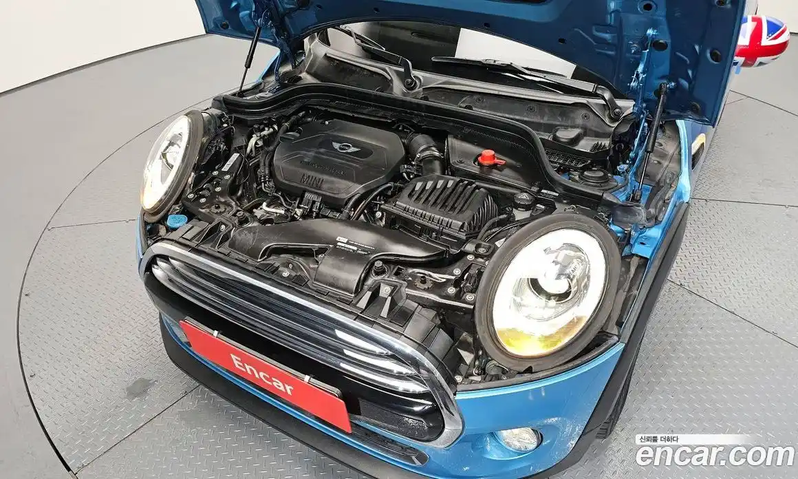 Mini Cooper 2017 1.5 Автомат в Москве № 167233, фото 4