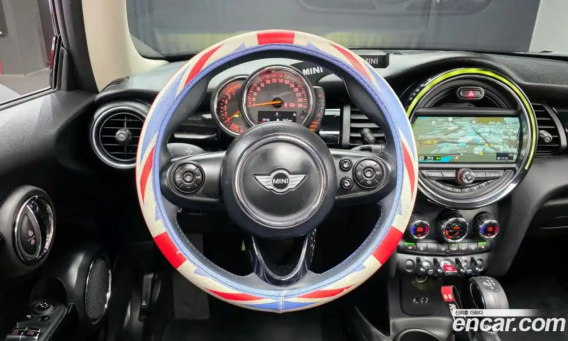 Mini Cooper 2017 1.5 Автомат в Москве № 167233, фото 7